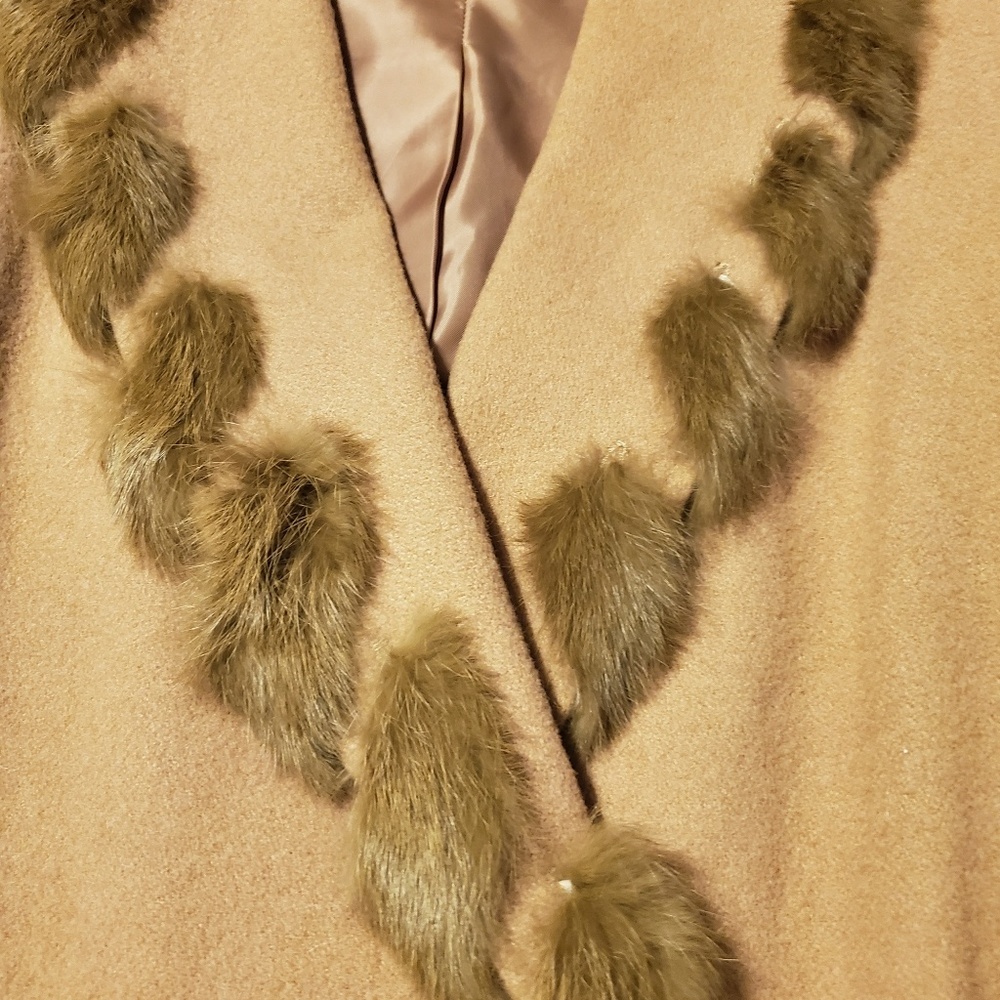Coat - Picture 2 of 6